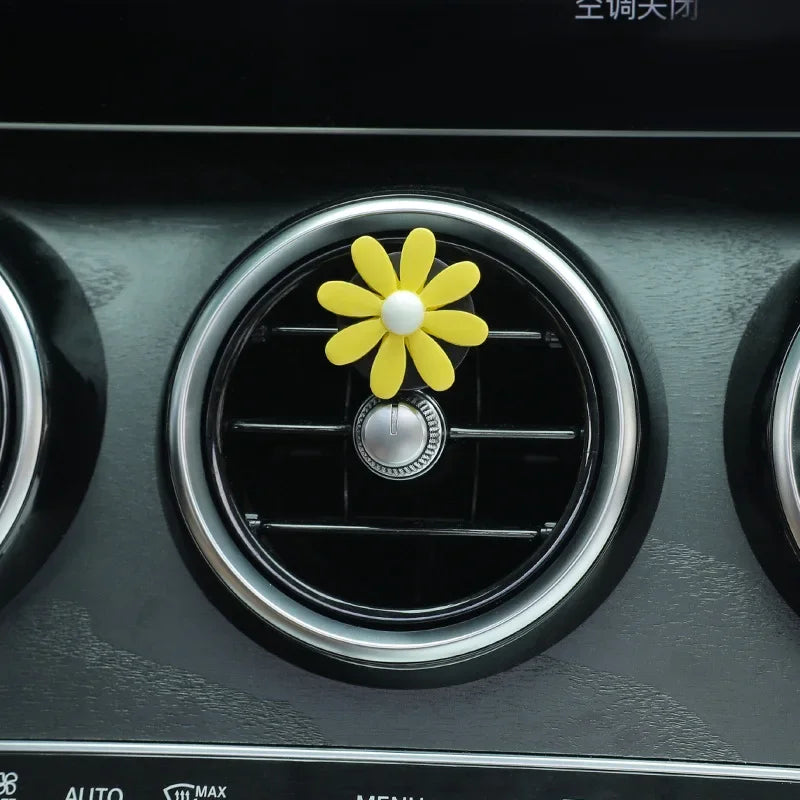 Cute Car Perfume Clip Flower Air Outlet Car Air Freshener Peach Blossom Aroma Diffuser Car Decoration Accessories Fresh Air